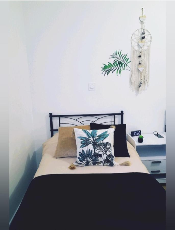 Appartement Le Moderne Ideal Pour Couples Et Professionnels Ornans Kültér fotó
