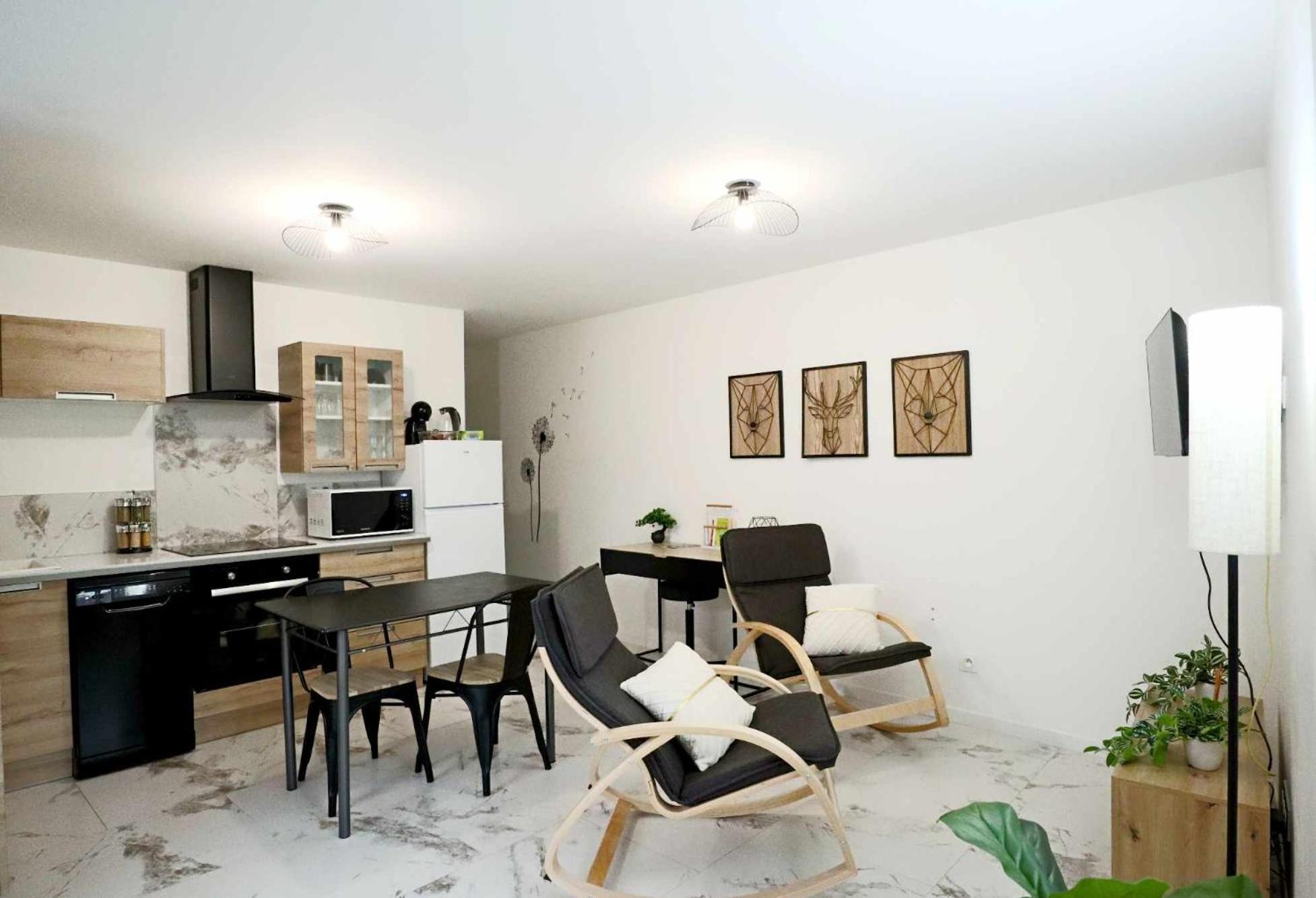 Appartement Le Moderne Ideal Pour Couples Et Professionnels Ornans Kültér fotó