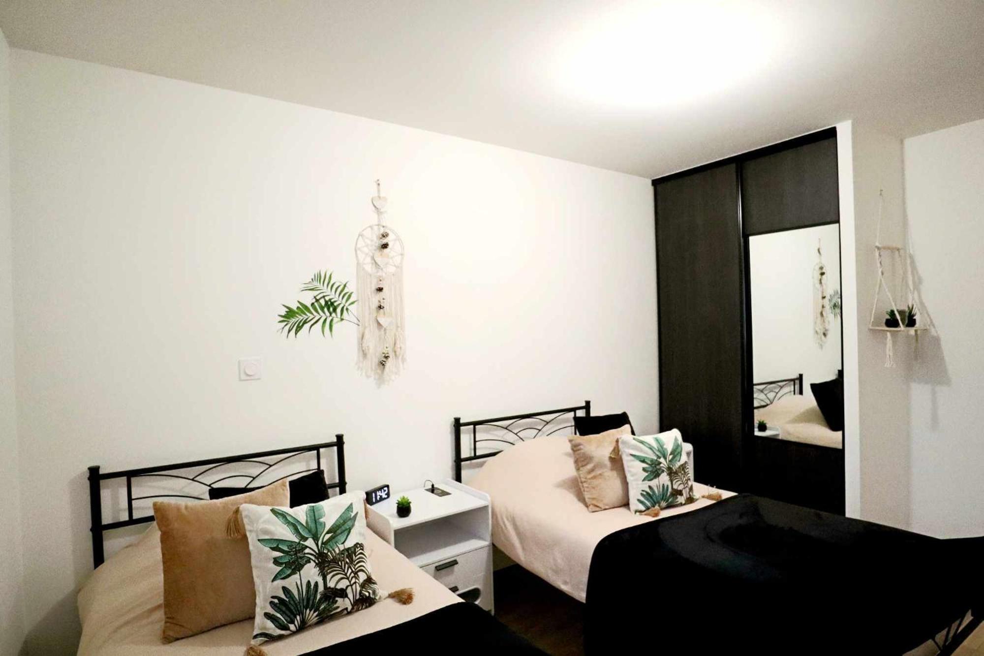 Appartement Le Moderne Ideal Pour Couples Et Professionnels Ornans Kültér fotó